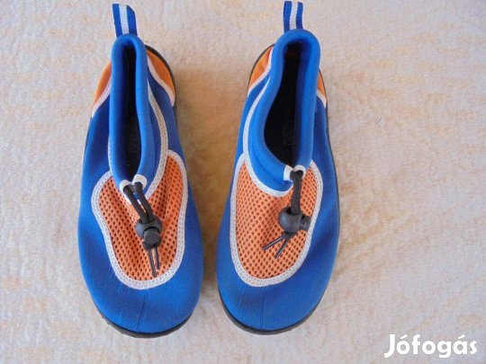 35-ös Volution vizicipő vízi tengerjáró strand úszó