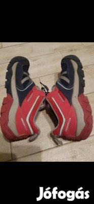 35-ös lány Decathlon Quechua túracipő