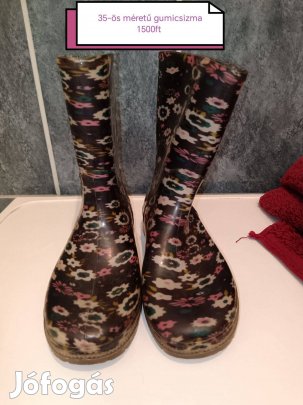 35-ös méretű lányka gumicsizma