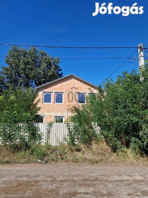 360 nm-es ház eladó Tóalmás