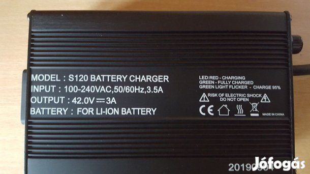 36V/3A nagy teljesítményű lí-ion töltő