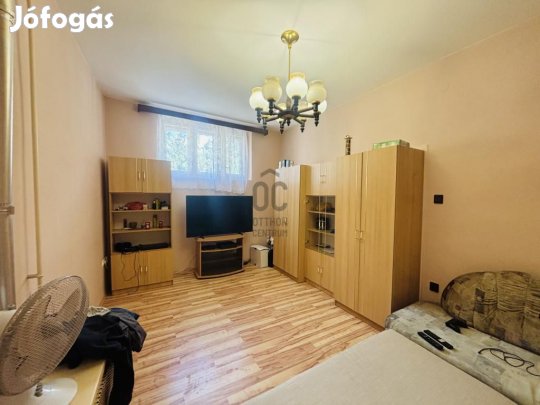 36 nm-es lakás eladó Cegléd