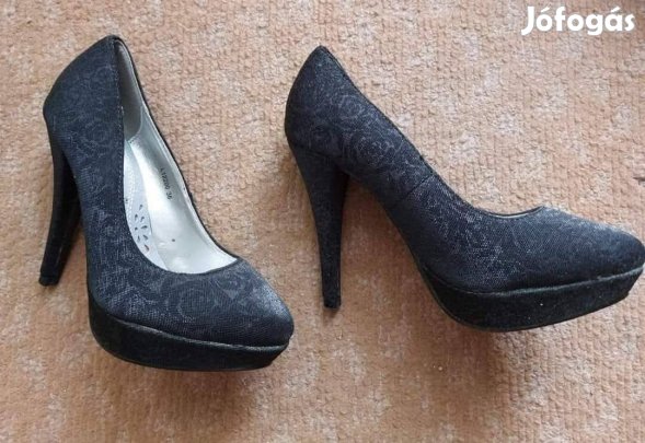 36-os új magassarkú cipő