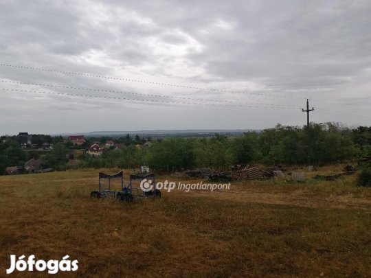 3727 nm-es telek eladó Fonyód