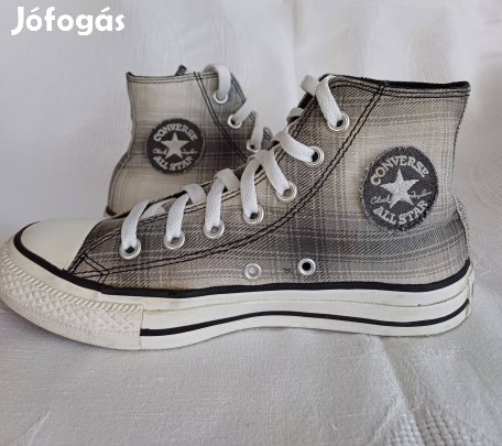 37,5-es Converse tornacipő