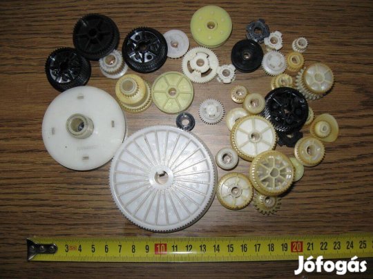 37 darab S2M szíjtárcsa
