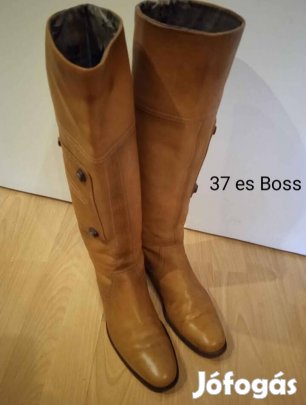 37 es Boss hosszúszárú bőrcsizma 