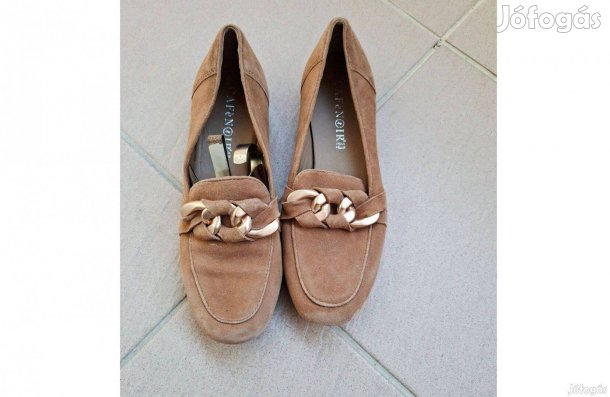 37-es Cafe & Noir velúrbőr tavaszi női cipő