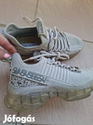 37-es Stewe Madden női új sportcipő