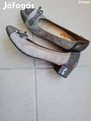 37-es Új Geox lélegzős elegáns női cipő