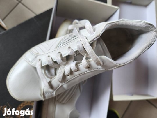37-es használt cipők 