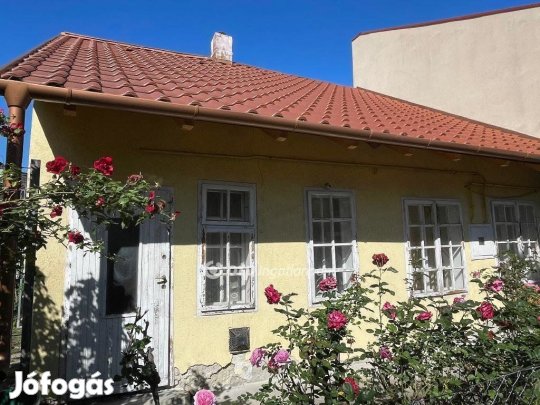 37 nm-es ház eladó Székesfehérvár
