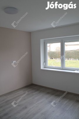 37 nm-es lakás eladó Sárvár