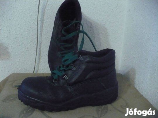 38 Ipoly acélbetétes bakancs