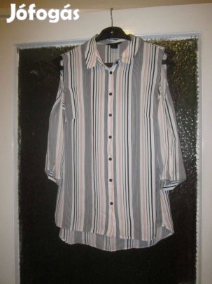 38-as F&F-es vállán kivágott csíkos blúz