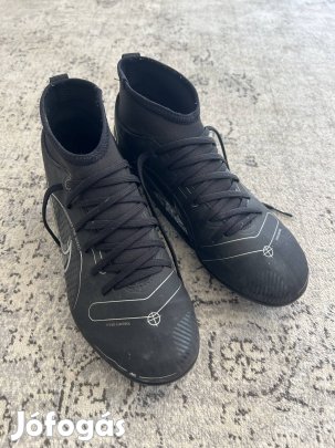38-as Nike Jr Mercurial focicipő
