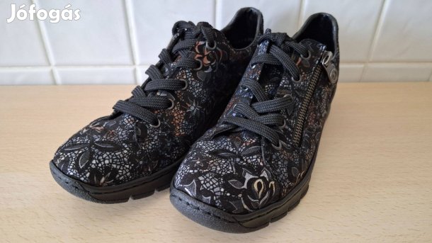 38-as Reiker női zárt félcipő