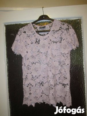 38-as halványlila csipkés felső