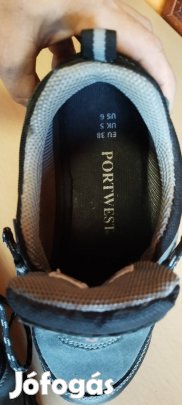 38-as munkavédelmi cipő