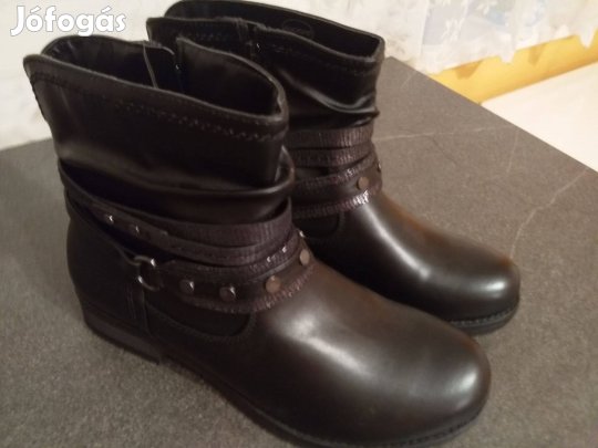38-as női bokacsizma, csere is érdekel
