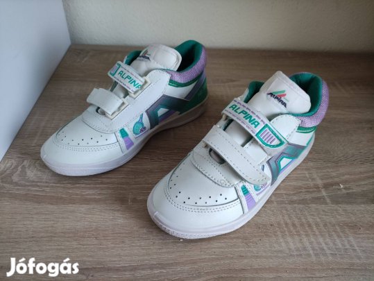 38-as női tépőzáras sportcipő