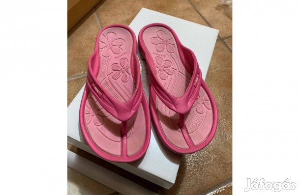 38-as strandpapucs eladó