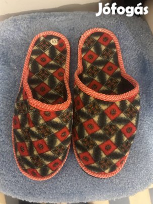 38-s papucs eladó