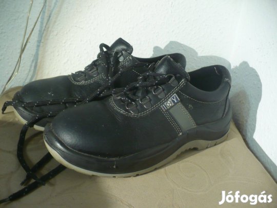 39 Ipoly cipő eladó