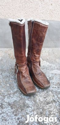 39 - Country (Ralph Harrison) msz női bundás bőrcsizma barna színnel