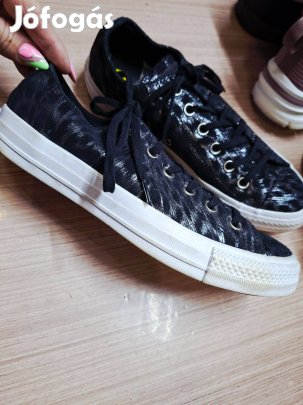 39-es Converse fekete női félcipő
