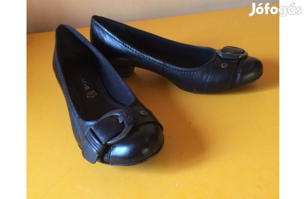 39-es Tamaris bőrcipő