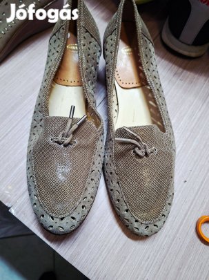 39-es Vero Cuoio elegáns tavaszi női cipő