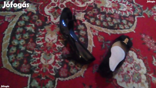 39-es újszerű, divatos utcai/alkalmi átmeneti cipő- Olcsón