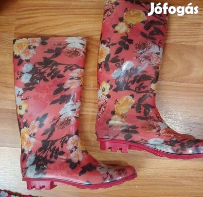 39-es virágos gumicsizma új