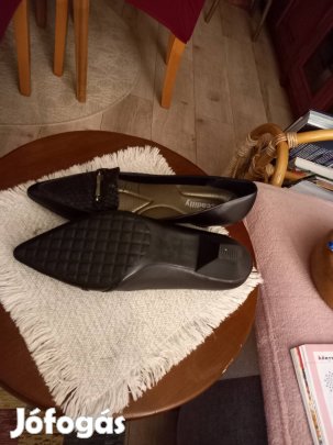 39 fekete bőr cipő