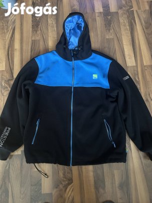 3Xles Preston kabát.