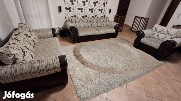 3+2 személyes kanapé fotellel