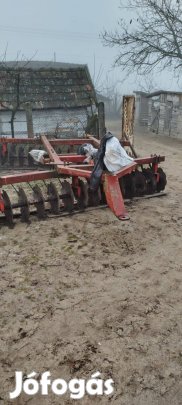 3,2m v tárcsa 510mm lapokkal csipkés !