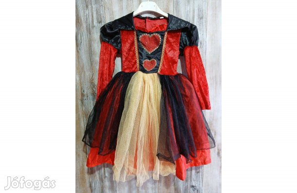 3-5 évesre Szív királynő jelmez