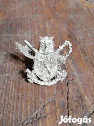 3.Para kommandó Belga sapkarózsa