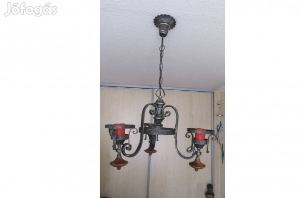3 ágú kovácsoltvas lámpa