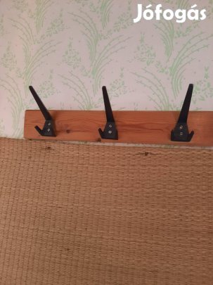 3 akasztós falifogas