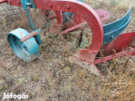 3-as eke jó állapotba. 
