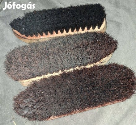 3 darab régi lószőr kefe