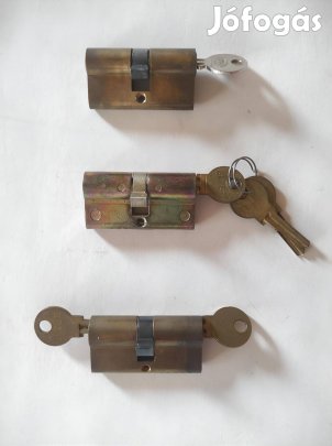3 db Elzett zár kulcsokkal
