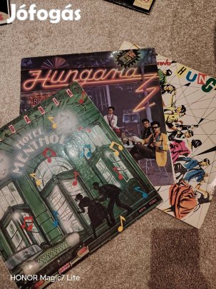 3 db Hungária bakelit lemez 