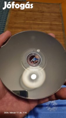 3 db PS4 autós játék (2 db VR, GT Sport, F1)