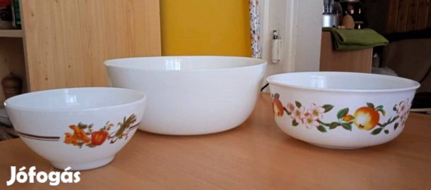 3 db. vintázs francia tál Arcopal France