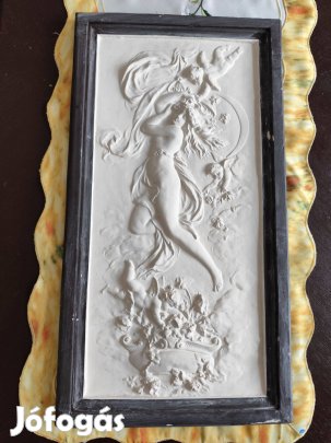 3 db dombormű eladó