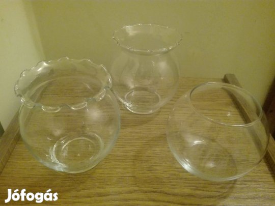 3 db gömb alakú kis üveg váza